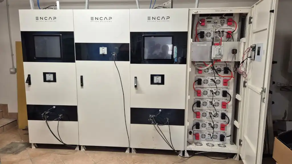 Home 7 accumulo al grafene industriale 1024x576 1